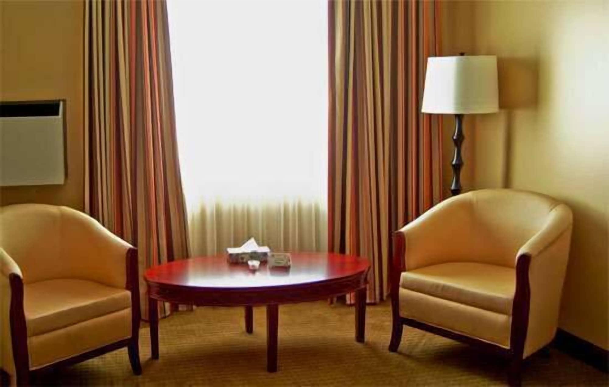Coast Fraser Inn Williams Lake Δωμάτιο φωτογραφία