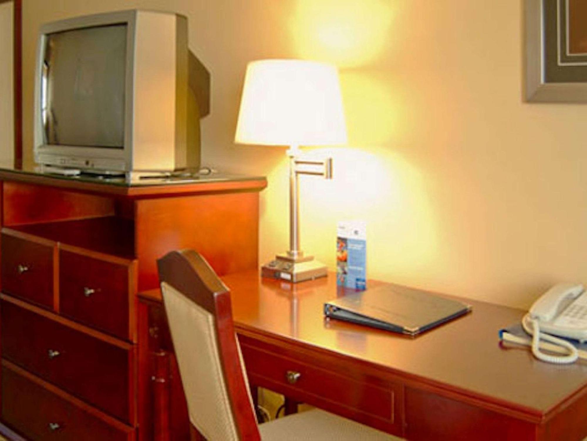 Coast Fraser Inn Williams Lake Εξωτερικό φωτογραφία
