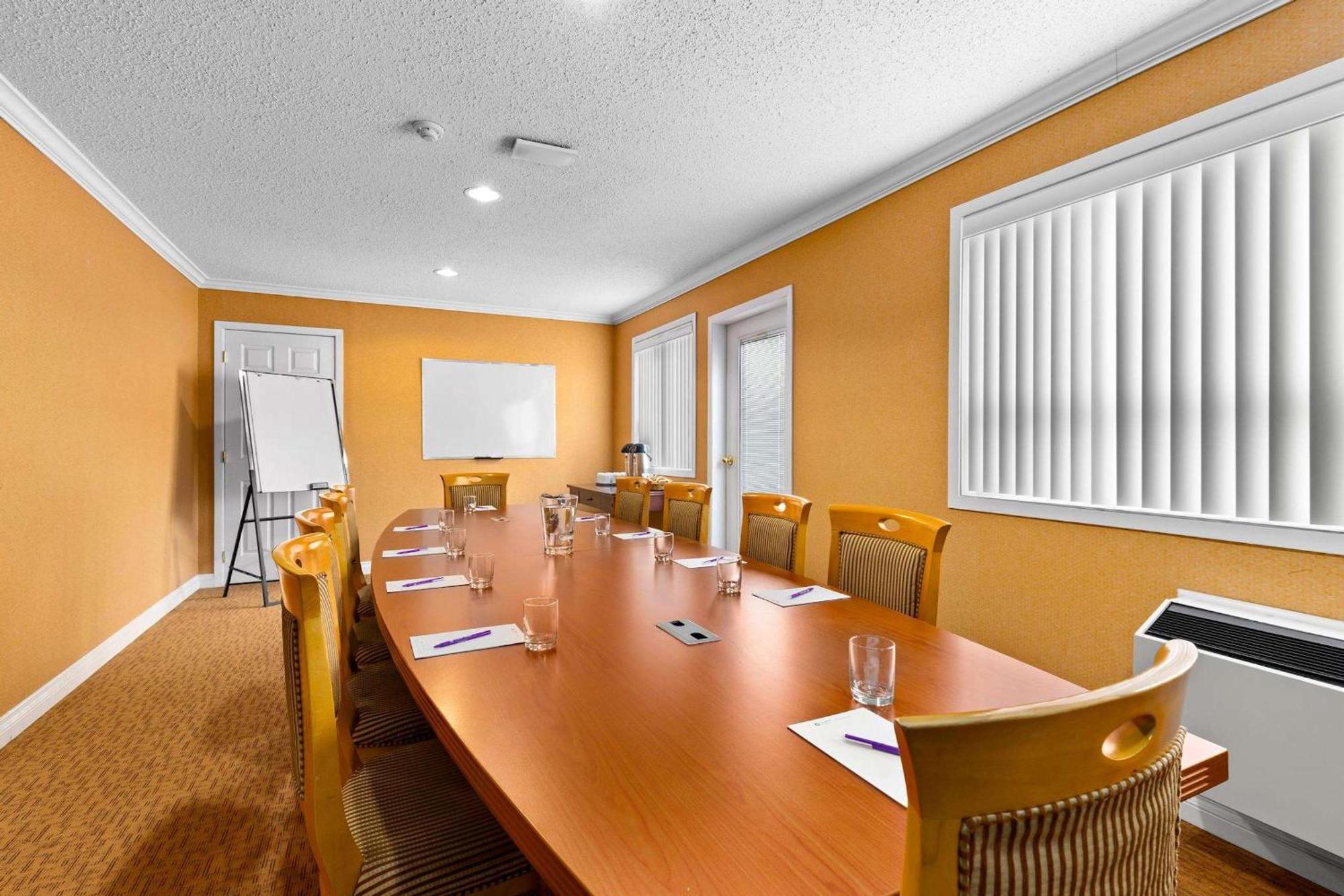 Coast Fraser Inn Williams Lake Εξωτερικό φωτογραφία