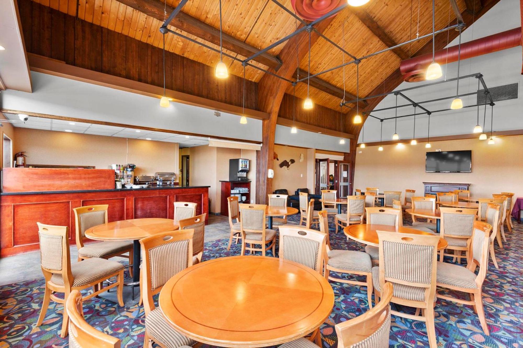 Coast Fraser Inn Williams Lake Εξωτερικό φωτογραφία